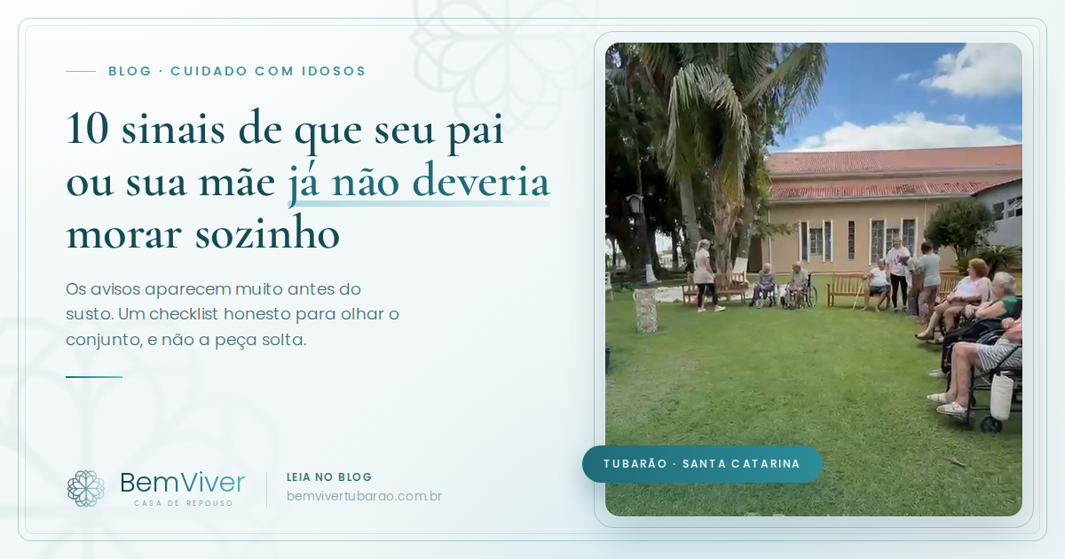 Moradores da Casa de Repouso Bem Viver reunidos no jardim arborizado da instituição, em Tubarão/SC